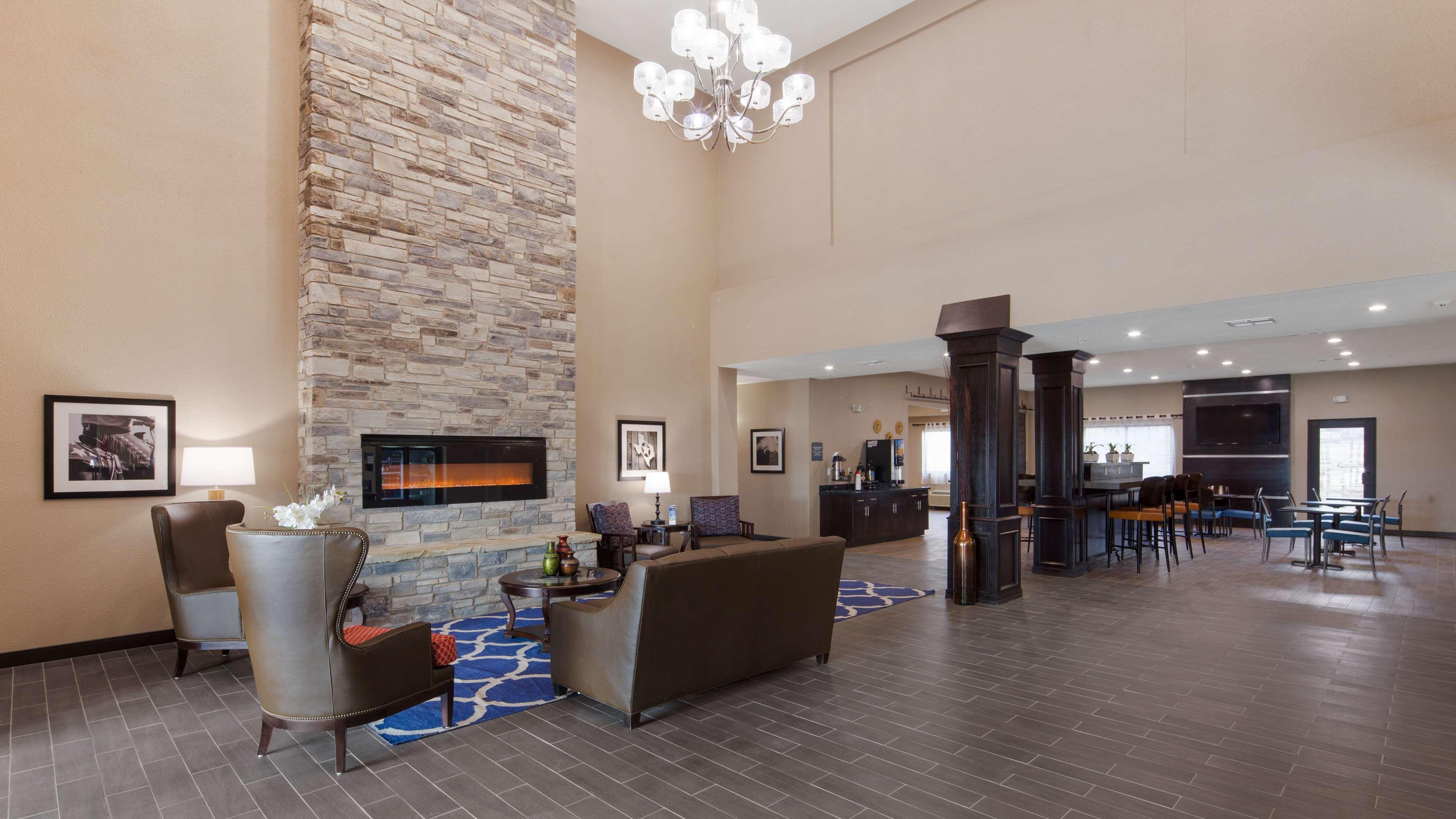 Best Western Plus Big Lake Inn Buitenkant foto